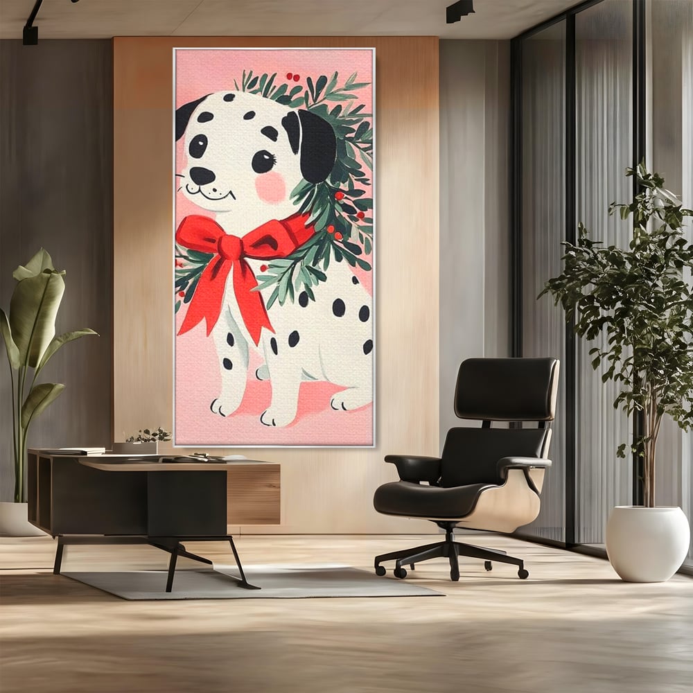 Tablou canvas cu tablou canvas cu catel dalmatian, in rama de aluminiu argintiu, pe perete intr-un birou